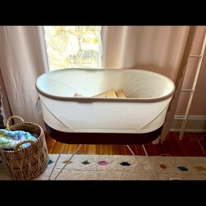 Snoo Bassinet (Used a handful of times)